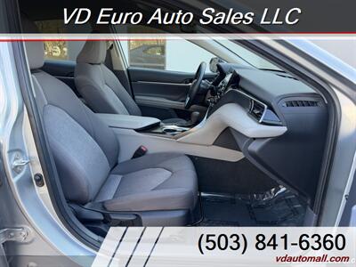 2023 Toyota Camry LE   - Photo 11 - Portland, OR 97218