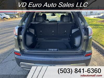 2019 Jeep Cherokee Limited Clean title! AWD - Photo 11 - Portland, OR 97218