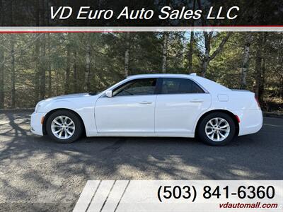 2015 Chrysler 300 Series Limited  -CLEAN TITLE! - Photo 9 - Portland, OR 97218