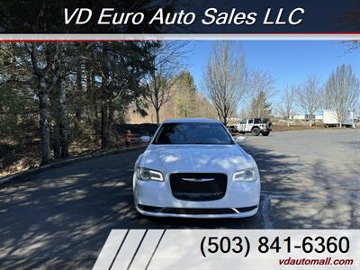 2015 Chrysler 300 Series Limited  -CLEAN TITLE! - Photo 3 - Portland, OR 97218