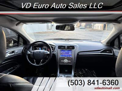 2020 Ford Fusion Titanium  AWD! Clean title ! - Photo 28 - Portland, OR 97218