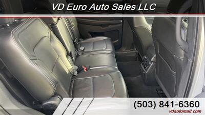 2018 Ford Explorer Limited  4WD - Photo 19 - Portland, OR 97218