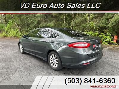 2015 Ford Fusion S  -CLEAN TITLE! - Photo 15 - Portland, OR 97218