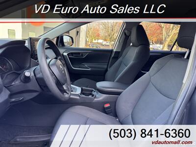 2019 Toyota RAV4 LE  AWD - Photo 22 - Portland, OR 97218