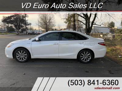 2015 Toyota Camry Hybrid LE   - Photo 9 - Portland, OR 97218
