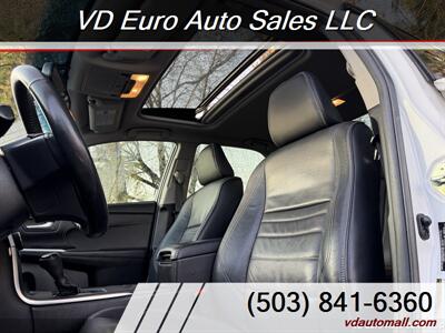 2015 Toyota Camry Hybrid LE   - Photo 11 - Portland, OR 97218