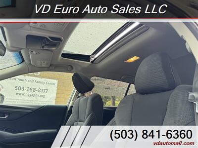 2022 Subaru Outback Premium  AWD - Photo 12 - Portland, OR 97218