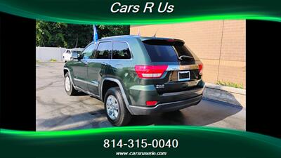 2011 Jeep Grand Cherokee Laredo   - Photo 7 - Erie, PA 16506