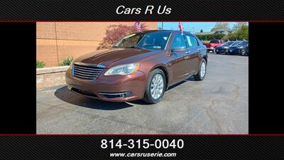 2013 Chrysler 200 Limited   - Photo 2 - Erie, PA 16506