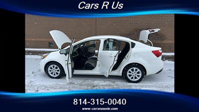2015 Kia Rio LX   - Photo 13 - Erie, PA 16506