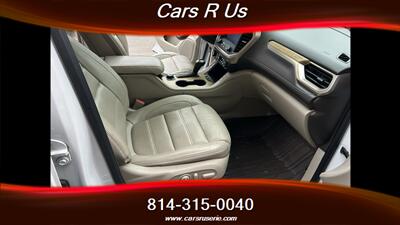 2018 GMC Acadia Denali - Photo 10 - Erie, PA 16506