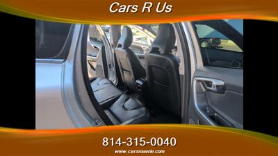 2015 Volvo XC60 T5 Premier - Photo 11 - Erie, PA 16506
