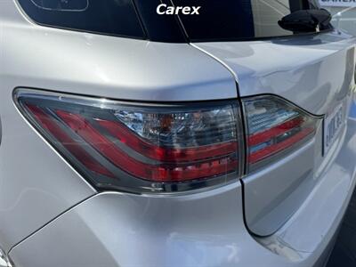 2012 Lexus CT 200h - Photo 9 - Costa Mesa, CA 92626