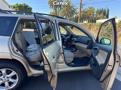 2011 Toyota RAV4 Limited   - Photo 27 - Costa Mesa, CA 92626