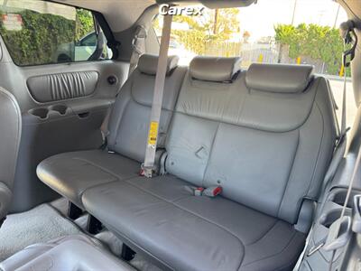 2009 Toyota Sienna XLE Limited - Photo 21 - Costa Mesa, CA 92626