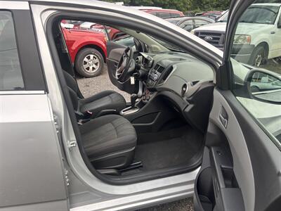 2012 Chevrolet Sonic LT   - Photo 12 - Philadelphia, PA 19111