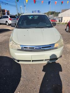 2011 Ford Focus SE - Photo 2 - Philadelphia, PA 19111