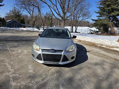 2012 Ford Focus S   - Photo 2 - Philadelphia, PA 19111