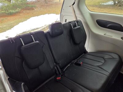 2017 Chrysler Pacifica Touring Plus   - Photo 8 - Philadelphia, PA 19111