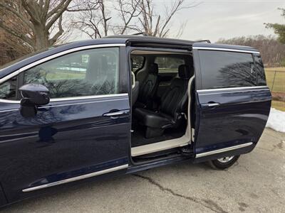 2017 Chrysler Pacifica Touring Plus   - Photo 7 - Philadelphia, PA 19111