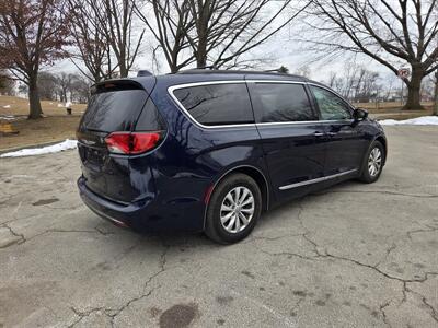2017 Chrysler Pacifica Touring Plus   - Photo 4 - Philadelphia, PA 19111