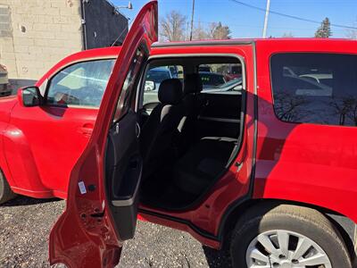 2011 Chevrolet HHR LT   - Photo 11 - Philadelphia, PA 19111