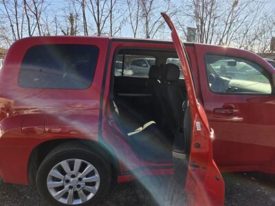 2011 Chevrolet HHR LT   - Photo 9 - Philadelphia, PA 19111