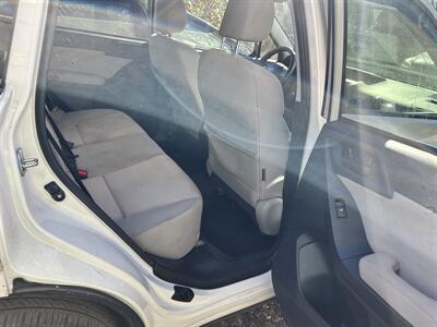 2015 Subaru Forester 2.5i Premium   - Photo 8 - Philadelphia, PA 19111