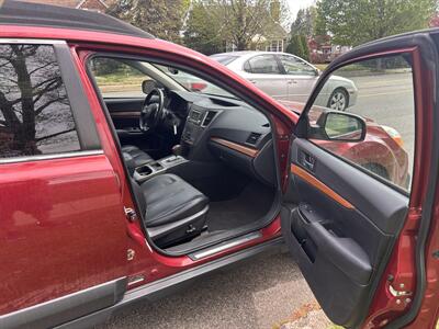 2013 Subaru Outback 2.5i Limited   - Photo 13 - Philadelphia, PA 19111