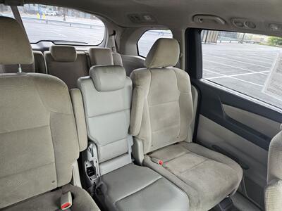 2011 Honda Odyssey LX   - Photo 12 - Philadelphia, PA 19140