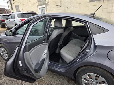 2017 Hyundai ACCENT SE - Photo 9 - Philadelphia, PA 19111