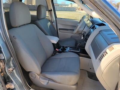 2012 Ford Escape XLS 2-OWNER 2.5L RUNS & DRIVES GREAT!! A/C IS COLD   - Photo 15 - Woodward, OK 73801