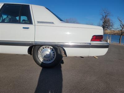 1994 Buick Roadmaster 2OWNER*A/C COLD*NEW TIRES*RUNS&DRIVES GREAT!   - Photo 57 - Woodward, OK 73801