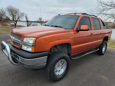 2005 Chevrolet Avalanche 1OWNER LT Z71 4X4*LEATHER LOADED*ROOF 5.3L**A/C**   - Photo 2 - Woodward, OK 73801