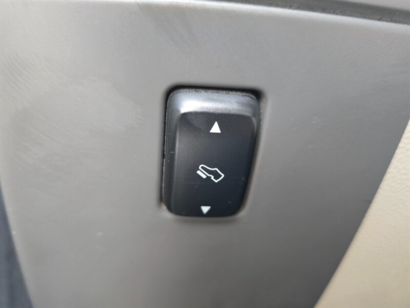 2013 Ford Expedition 4X4 1OWNER RUNS & DRIVES GREAT A/C GOOD TIRES   - Photo 1 - Woodward, OK 73801