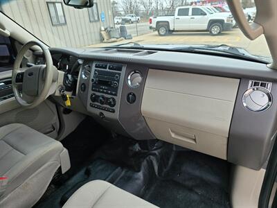 2013 Ford Expedition 4X4 1OWNER RUNS & DRIVES GREAT A/C GOOD TIRES   - Photo 30 - Woodward, OK 73801