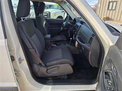 2009 Jeep Liberty 4WD 3.7L RUNS&DRIVES GREAT NEW TIRES A/C COLD!   - Photo 37 - Woodward, OK 73801