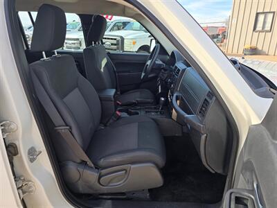 2009 Jeep Liberty 4WD 3.7L RUNS&DRIVES GREAT NEW TIRES A/C COLD!   - Photo 19 - Woodward, OK 73801