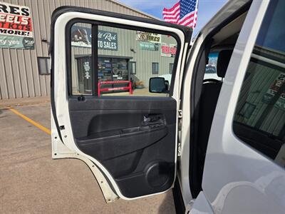 2009 Jeep Liberty 4WD 3.7L RUNS&DRIVES GREAT NEW TIRES A/C COLD!   - Photo 45 - Woodward, OK 73801