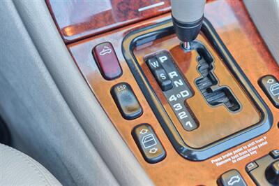 1999 Mercedes-Benz CLK CLK 320   - Photo 73 - Palm Springs, CA 92264