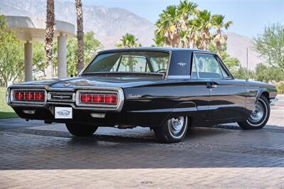 1965 Ford Thunderbird   - Photo 4 - Palm Springs, CA 92262