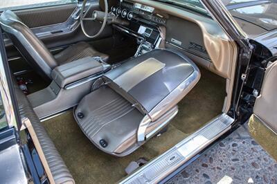 1965 Ford Thunderbird   - Photo 97 - Palm Springs, CA 92262