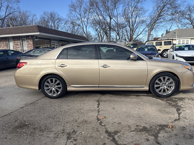 2012 Toyota Avalon Limited