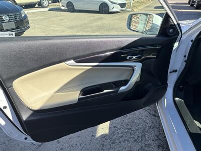 2013 Honda Accord EX-L w/Navi - Photo 12 - Topeka, KS 66608