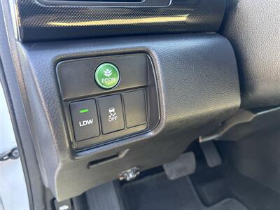 2013 Honda Accord EX-L w/Navi - Photo 16 - Topeka, KS 66608