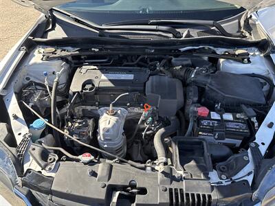 2013 Honda Accord EX-L w/Navi - Photo 10 - Topeka, KS 66608