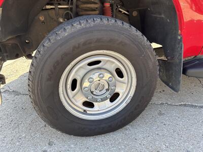 2012 Ford F-250 Super Duty XL   - Photo 9 - Topeka, KS 66608