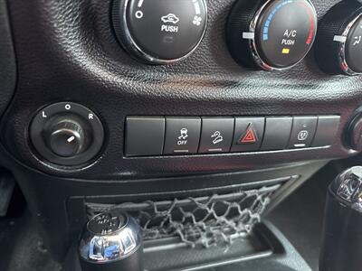 2016 Jeep Wrangler Rubicon   - Photo 25 - Topeka, KS 66608