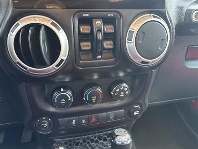 2016 Jeep Wrangler Rubicon   - Photo 24 - Topeka, KS 66608