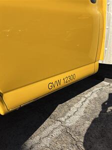 2017 GMC Savana 3500   - Photo 11 - Topeka, KS 66608